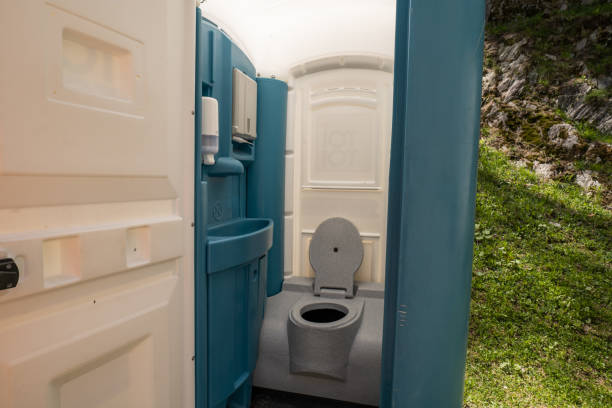 Best Temporary restroom rental  in Petersburg, AK